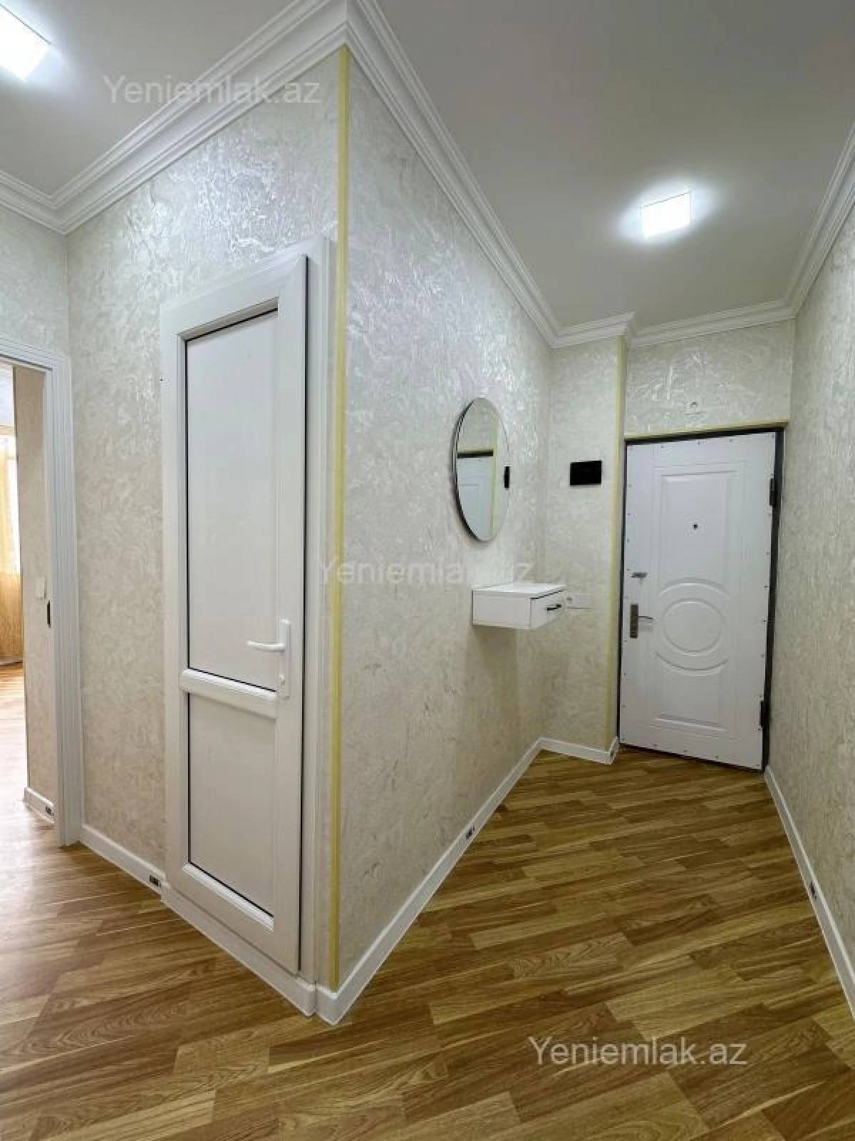 Satılır 1 otaqlı köhnə tikili 40 m²