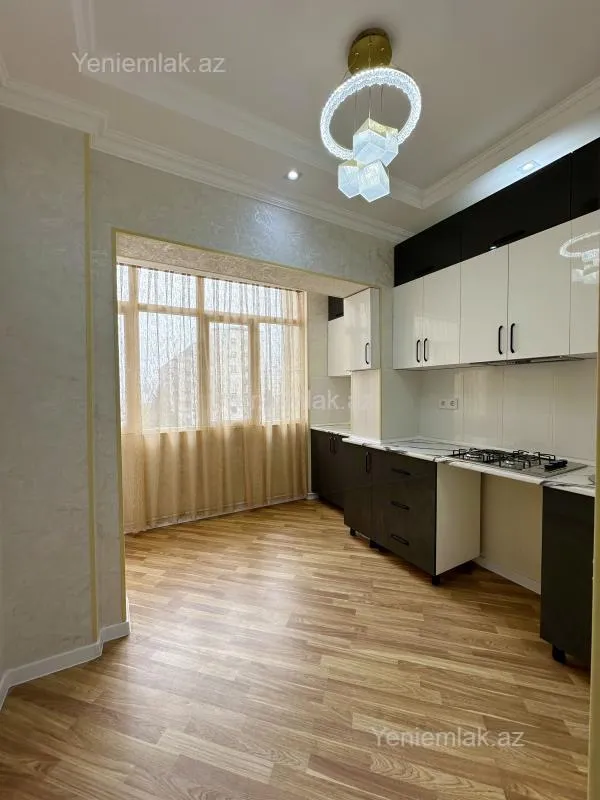 Satılır 1 otaqlı köhnə tikili 40 m²