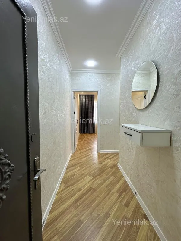 Satılır 1 otaqlı köhnə tikili 40 m²