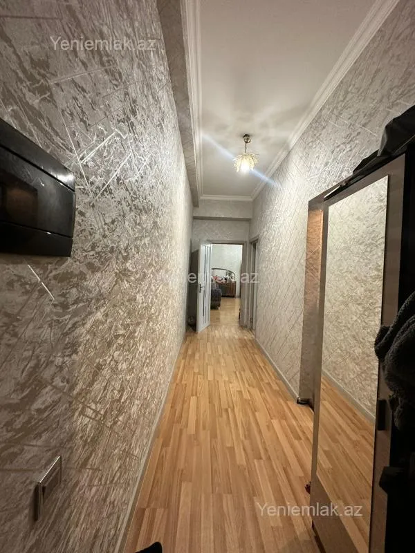 Satılır 2 otaqlı yeni tikili 74 m²