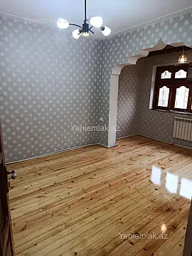 Satılır 4 otaqlı köhnə tikili 85 m²