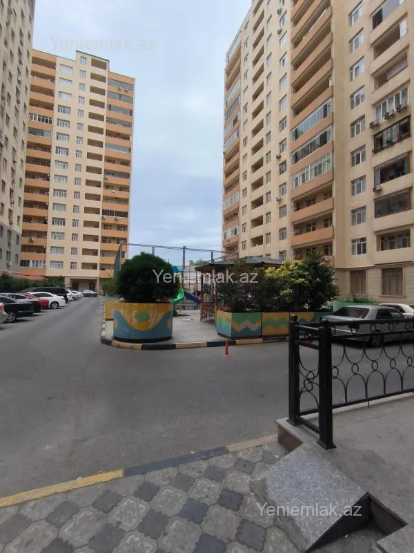Satılır 2 otaqlı yeni tikili 105 m²