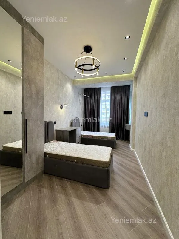 Satılır 3 otaqlı yeni tikili 91 m²