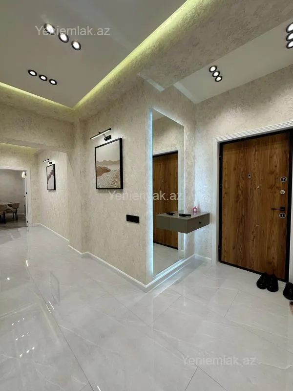 Satılır 3 otaqlı yeni tikili 91 m²