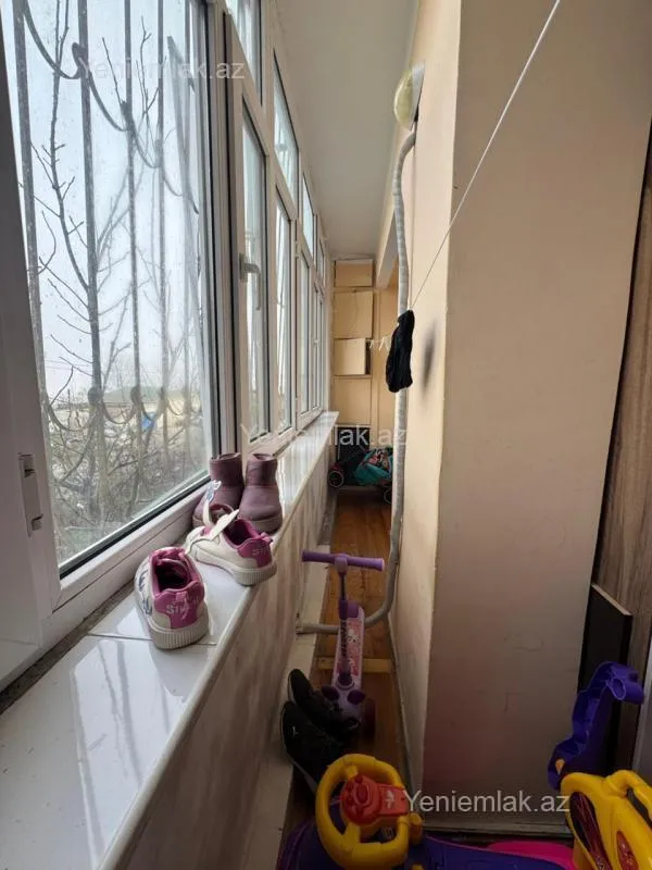 Satılır 4 otaqlı köhnə tikili 85 m²