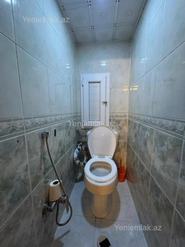 Satılır 4 otaqlı köhnə tikili 85 m²