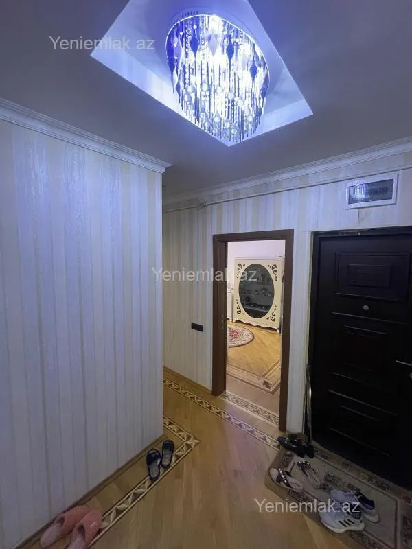 Satılır 2 otaqlı köhnə tikili 56 m²