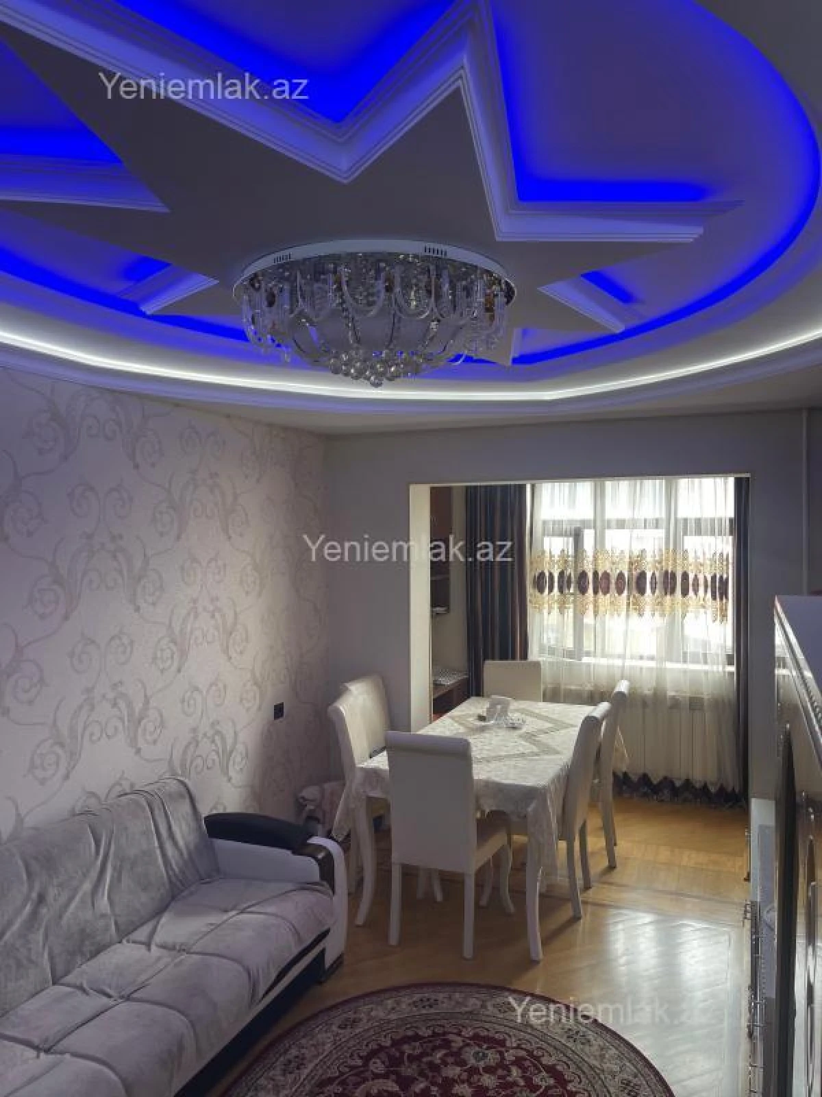 Satılır 2 otaqlı köhnə tikili 56 m²