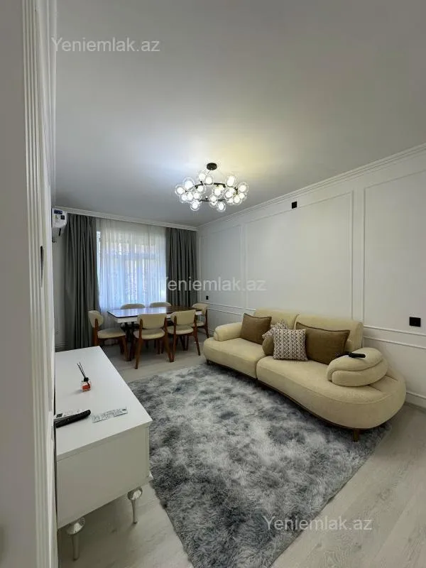 Satılır 2 otaqlı köhnə tikili 55 m²