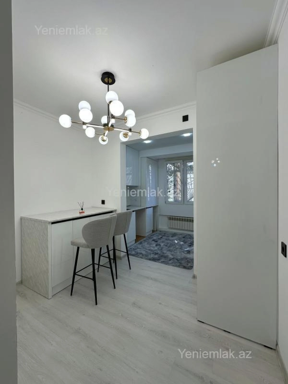 Satılır 2 otaqlı köhnə tikili 55 m²