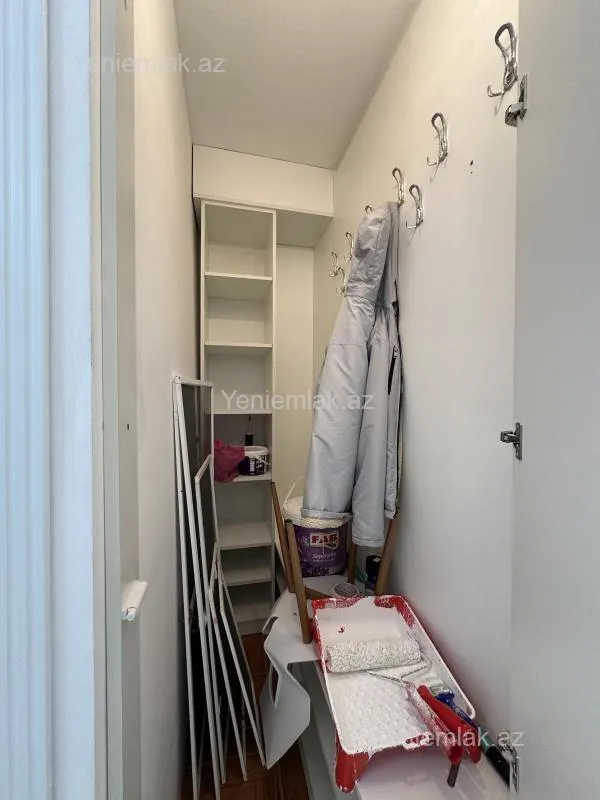 Satılır 2 otaqlı köhnə tikili 55 m²