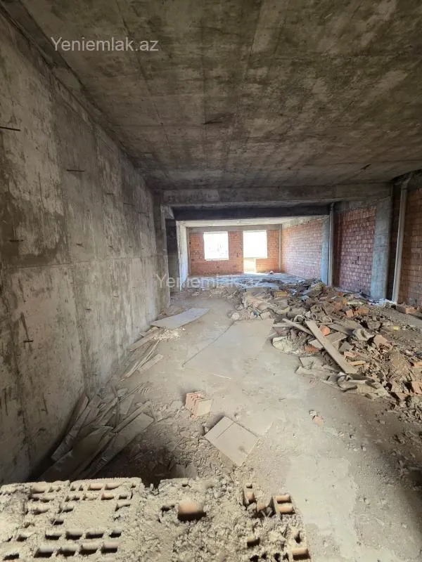 Satılır 3 otaqlı yeni tikili 134 m²