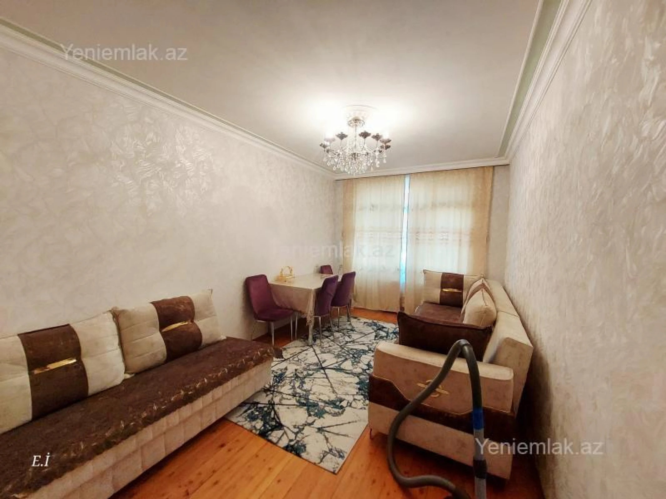 Satılır 3 otaqlı köhnə tikili 72 m²