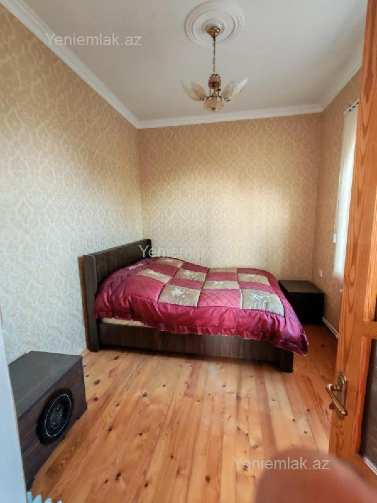 Satılır 5 otaqlı həyət evi 200 m²