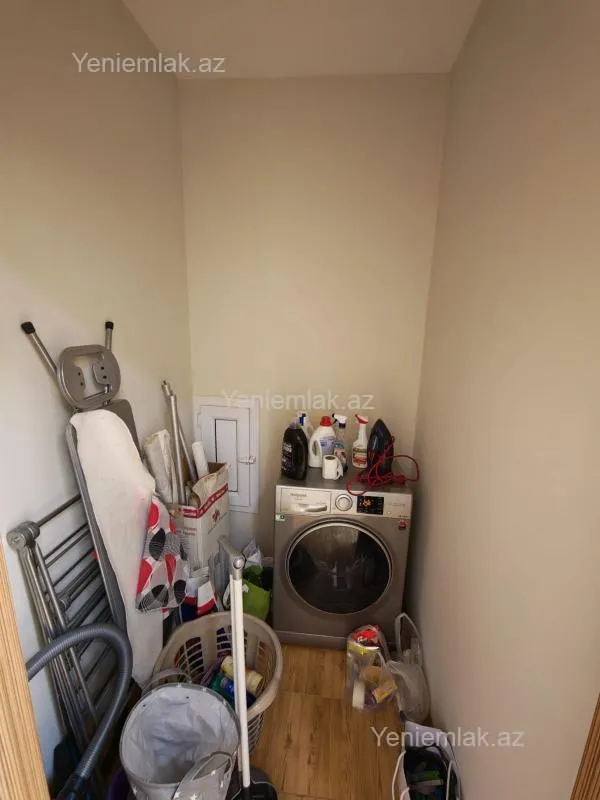 Satılır 4 otaqlı yeni tikili 185 m²