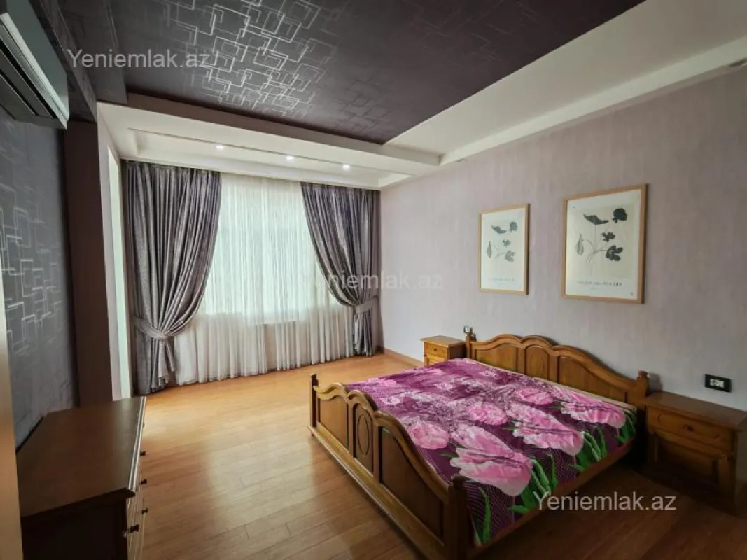 Satılır 4 otaqlı yeni tikili 185 m²