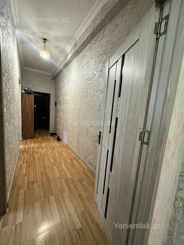 Satılır 2 otaqlı yeni tikili 74 m²