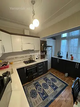 Satılır 2 otaqlı köhnə tikili 60 m²