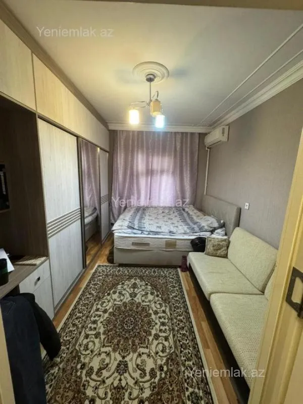 Satılır 2 otaqlı köhnə tikili 60 m²