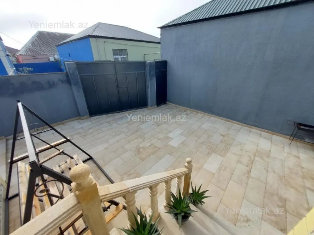 Satılır 3 otaqlı həyət evi 100 m²