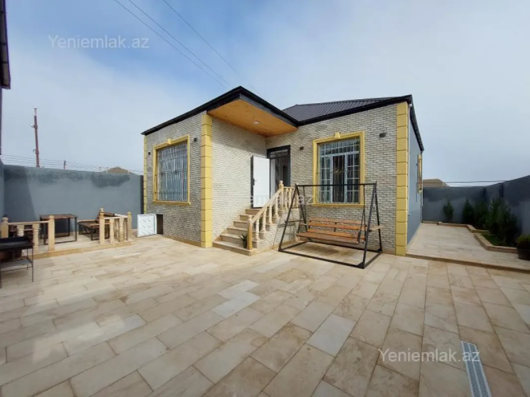 Satılır 3 otaqlı həyət evi 100 m²