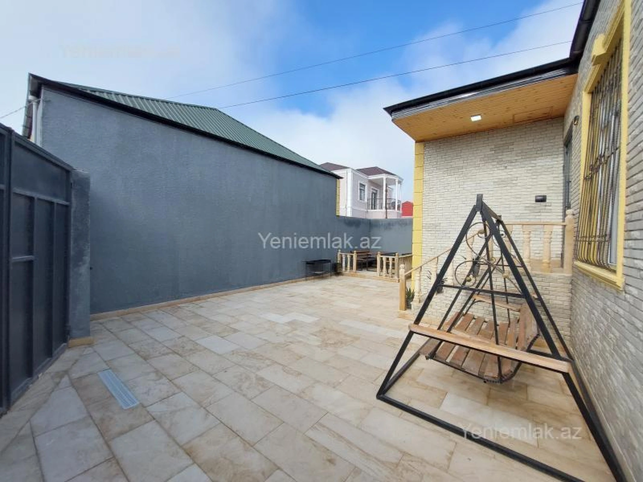 Satılır 3 otaqlı həyət evi 100 m²