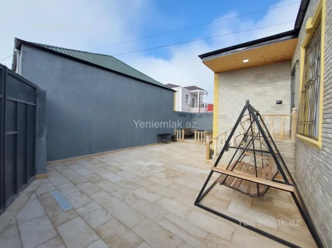 Satılır 3 otaqlı həyət evi 100 m²