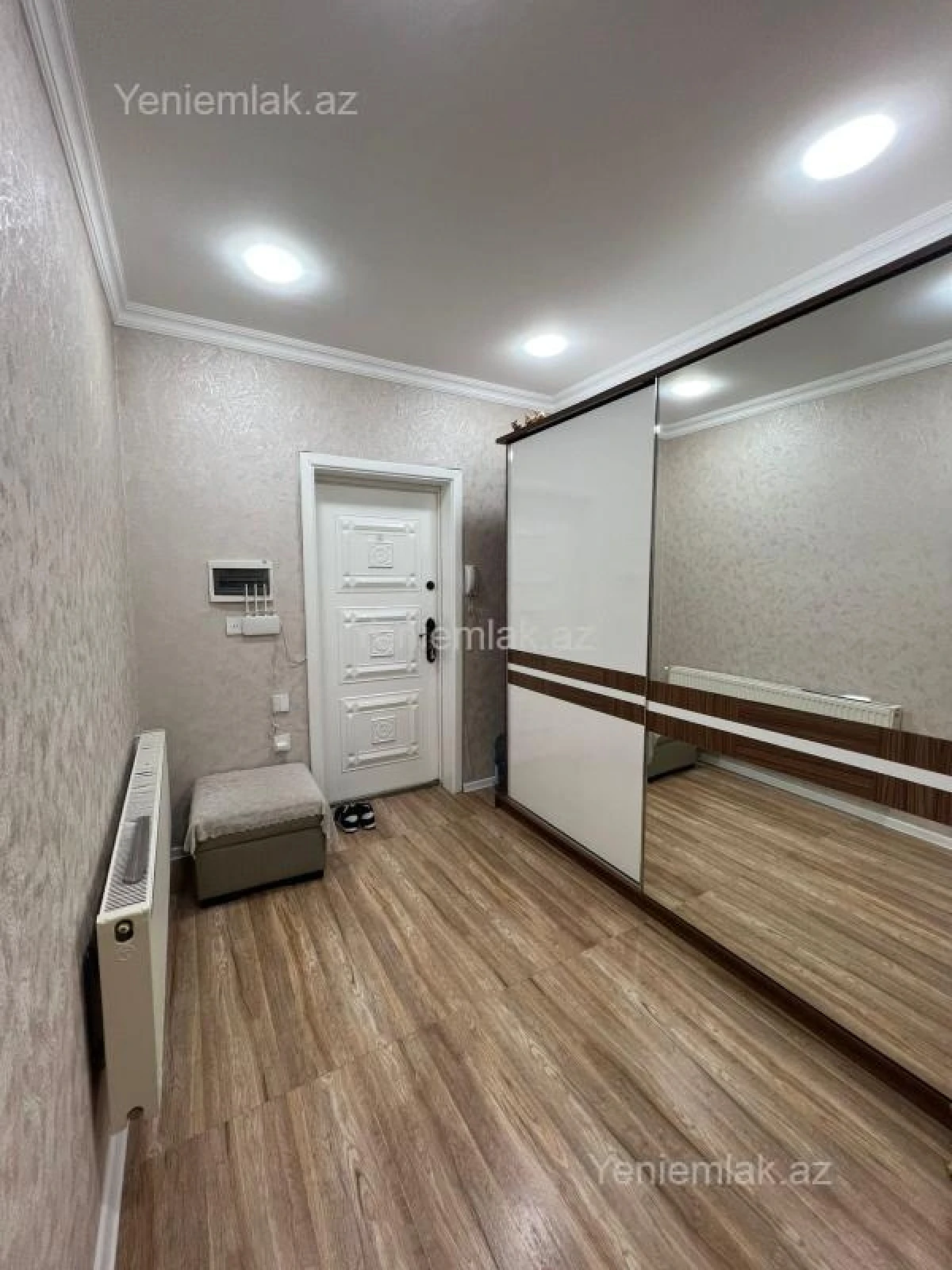 Satılır 3 otaqlı yeni tikili 147 m²