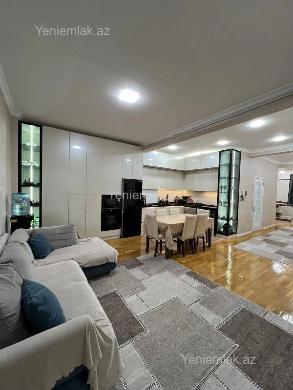 Satılır 3 otaqlı yeni tikili 147 m²