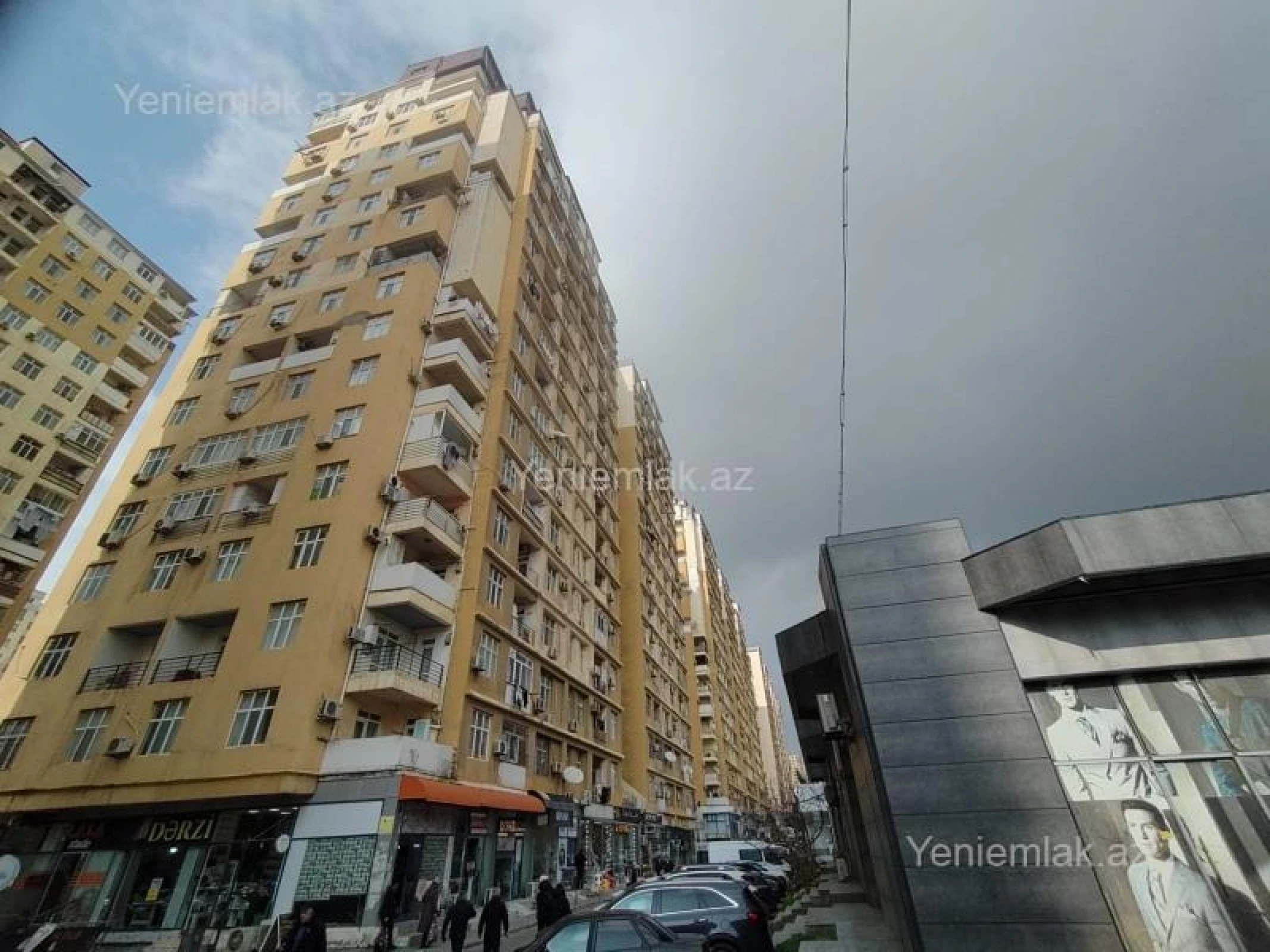 Satılır 3 otaqlı yeni tikili 147 m²