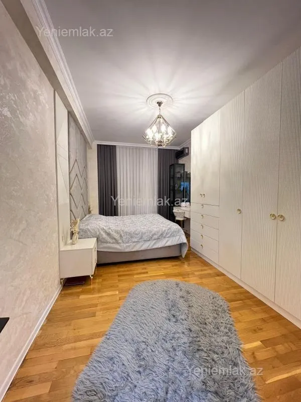 Satılır 3 otaqlı yeni tikili 147 m²