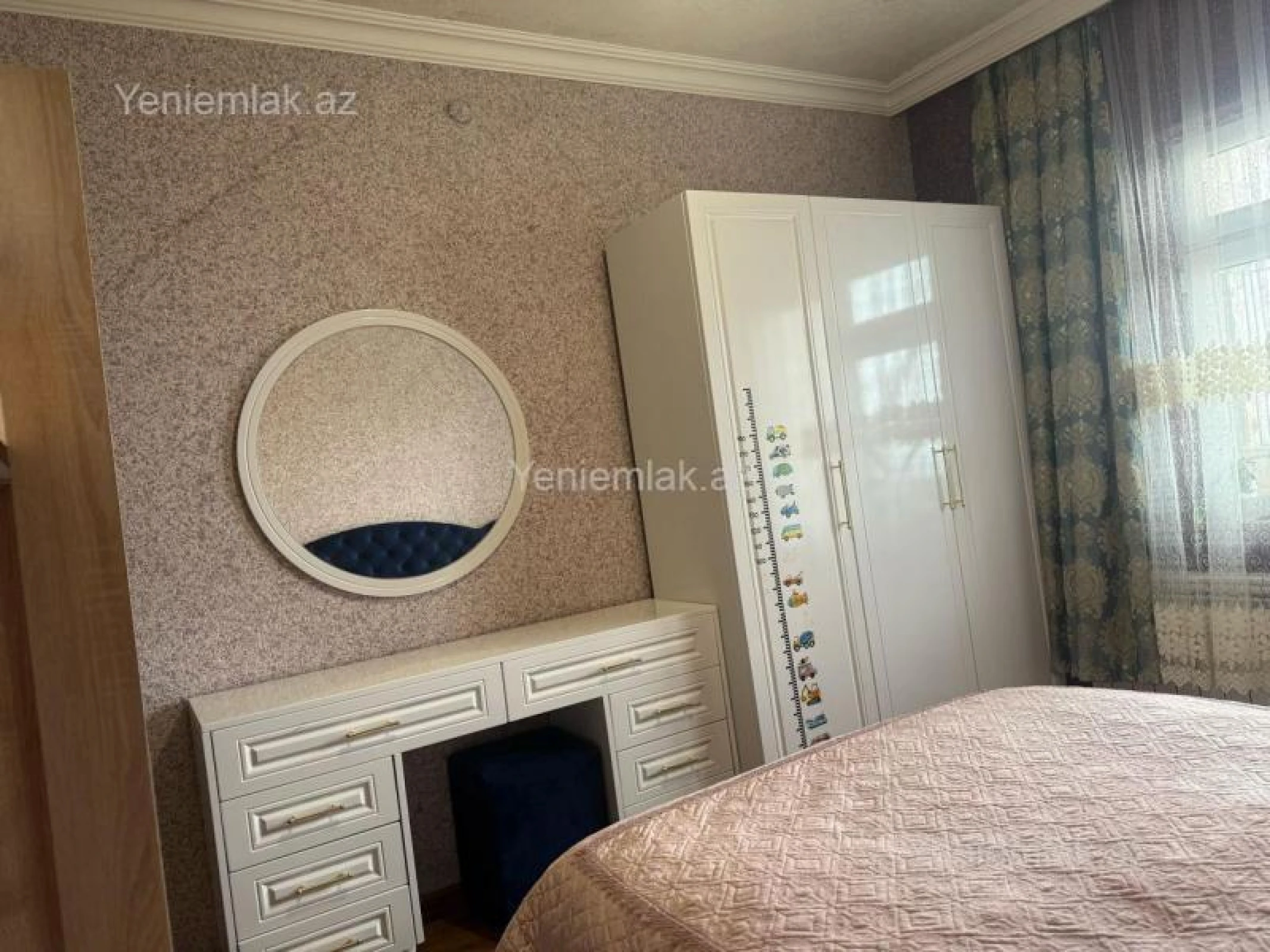 Satılır 2 otaqlı köhnə tikili 65 m²