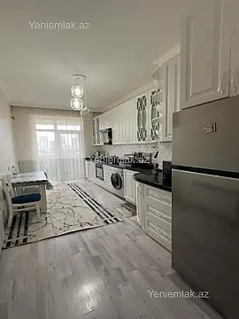 Satılır 3 otaqlı yeni tikili 130 m²