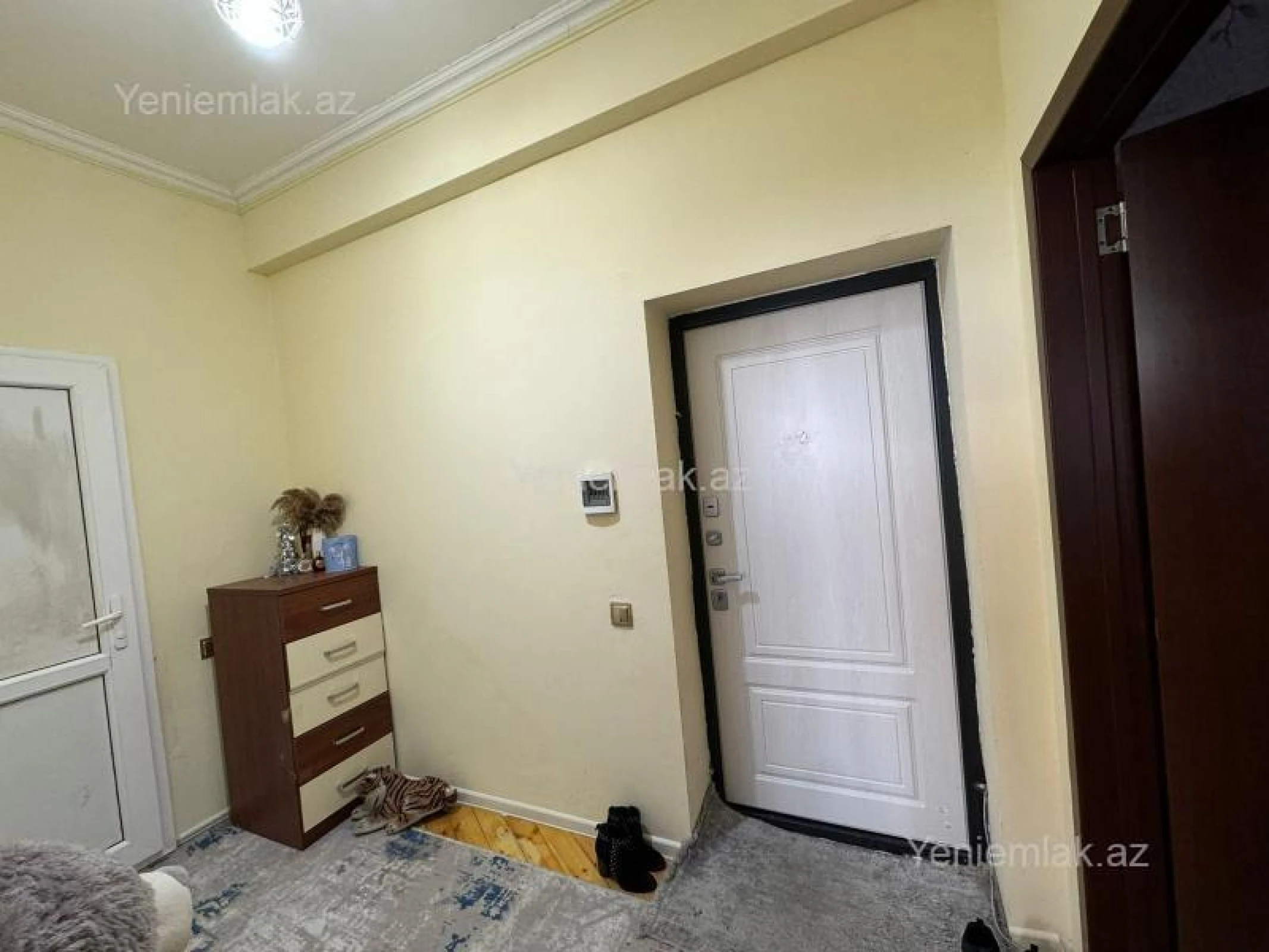 Satılır 2 otaqlı yeni tikili 60 m²