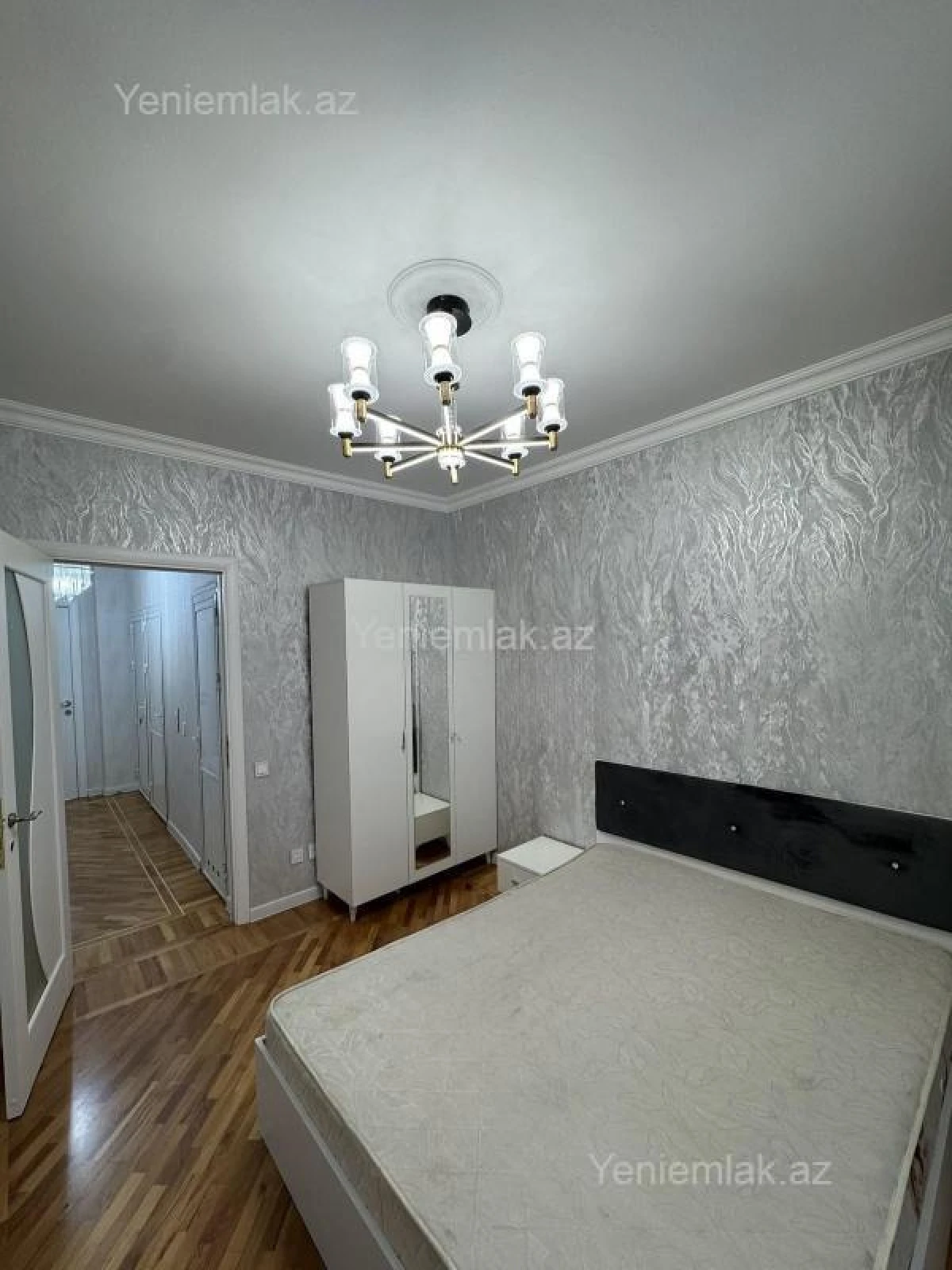 Satılır 2 otaqlı köhnə tikili 60 m²