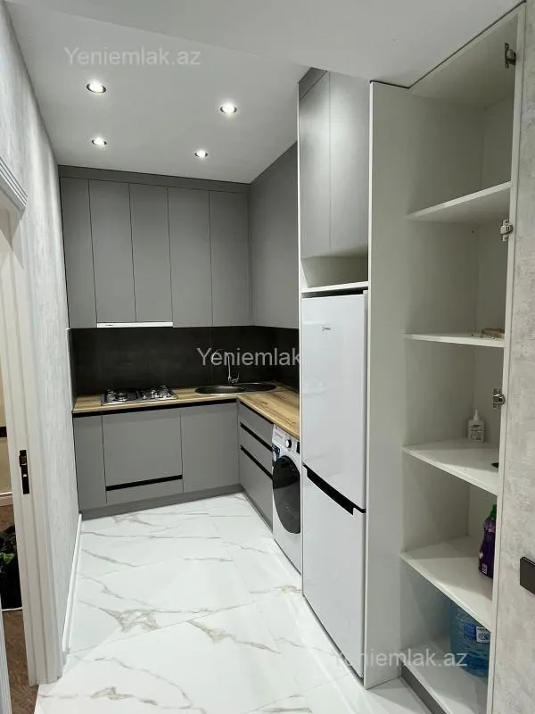 Satılır 2 otaqlı yeni tikili 75 m²