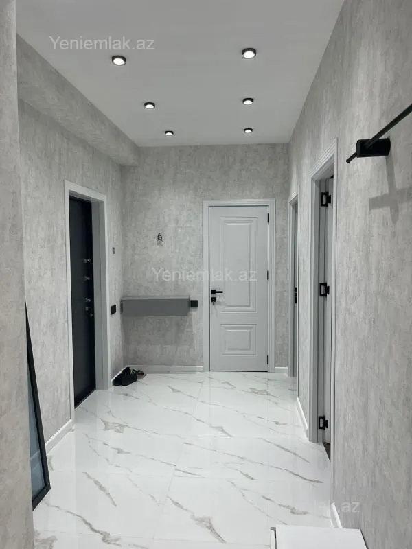 Satılır 2 otaqlı yeni tikili 75 m²