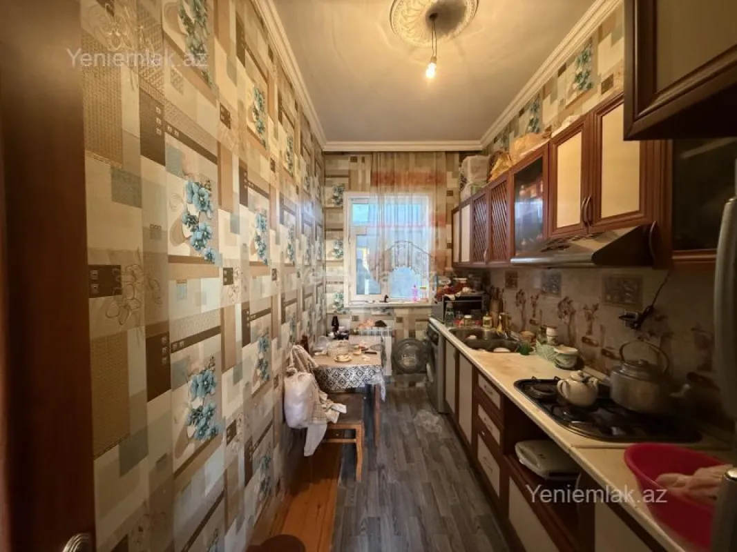 Satılır 2 otaqlı həyət evi 80 m²