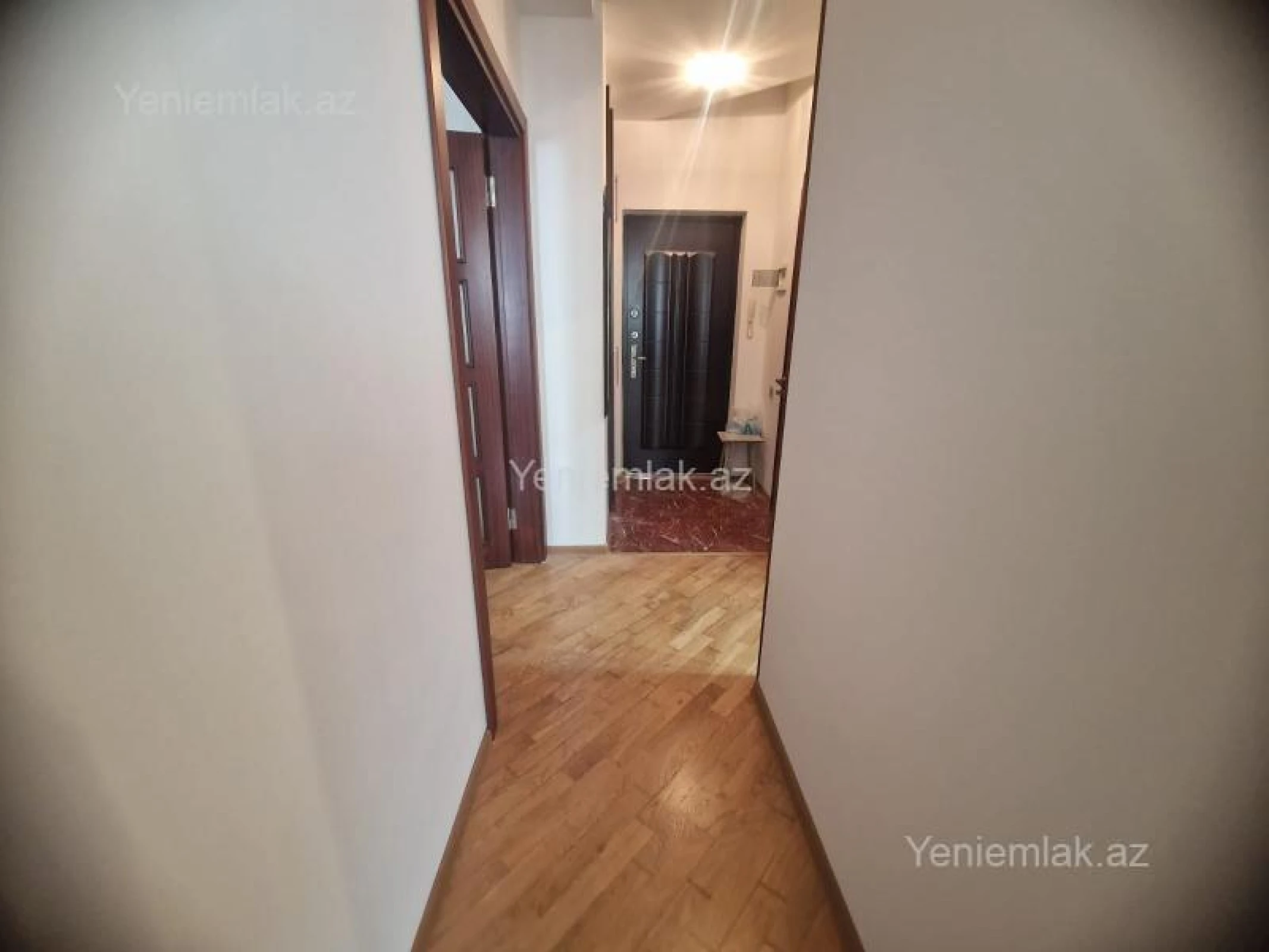 Satılır 2 otaqlı yeni tikili 60 m²