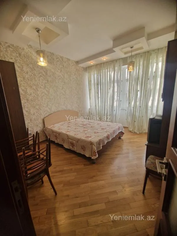 Satılır 2 otaqlı yeni tikili 60 m²