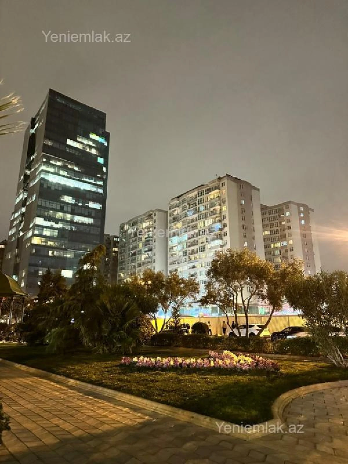 Satılır 2 otaqlı yeni tikili 60 m²