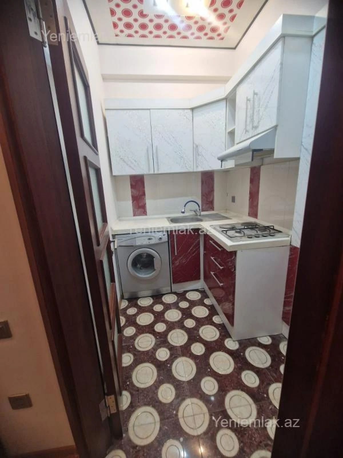 Satılır 2 otaqlı yeni tikili 60 m²