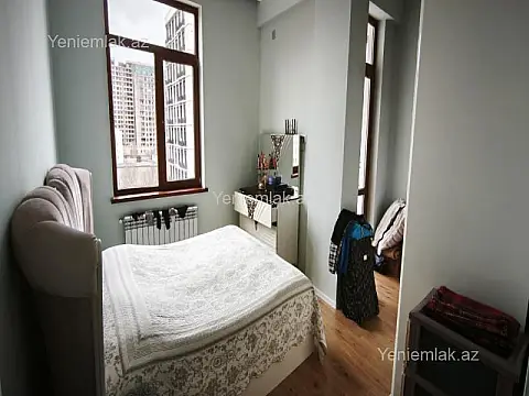 Satılır 4 otaqlı yeni tikili 128 m²