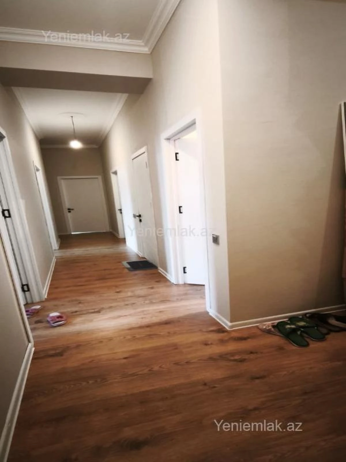 Satılır 4 otaqlı yeni tikili 128 m²