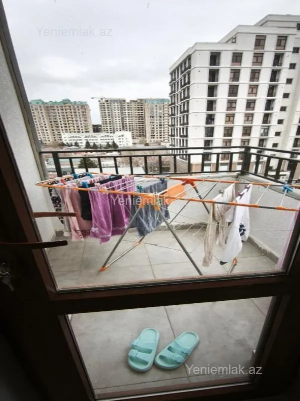 Satılır 4 otaqlı yeni tikili 128 m²