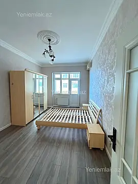 Satılır 3 otaqlı yeni tikili 120 m²