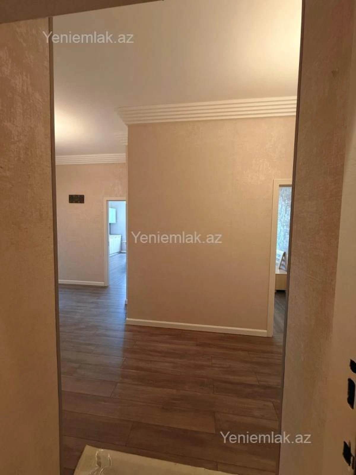 Satılır 3 otaqlı yeni tikili 120 m²