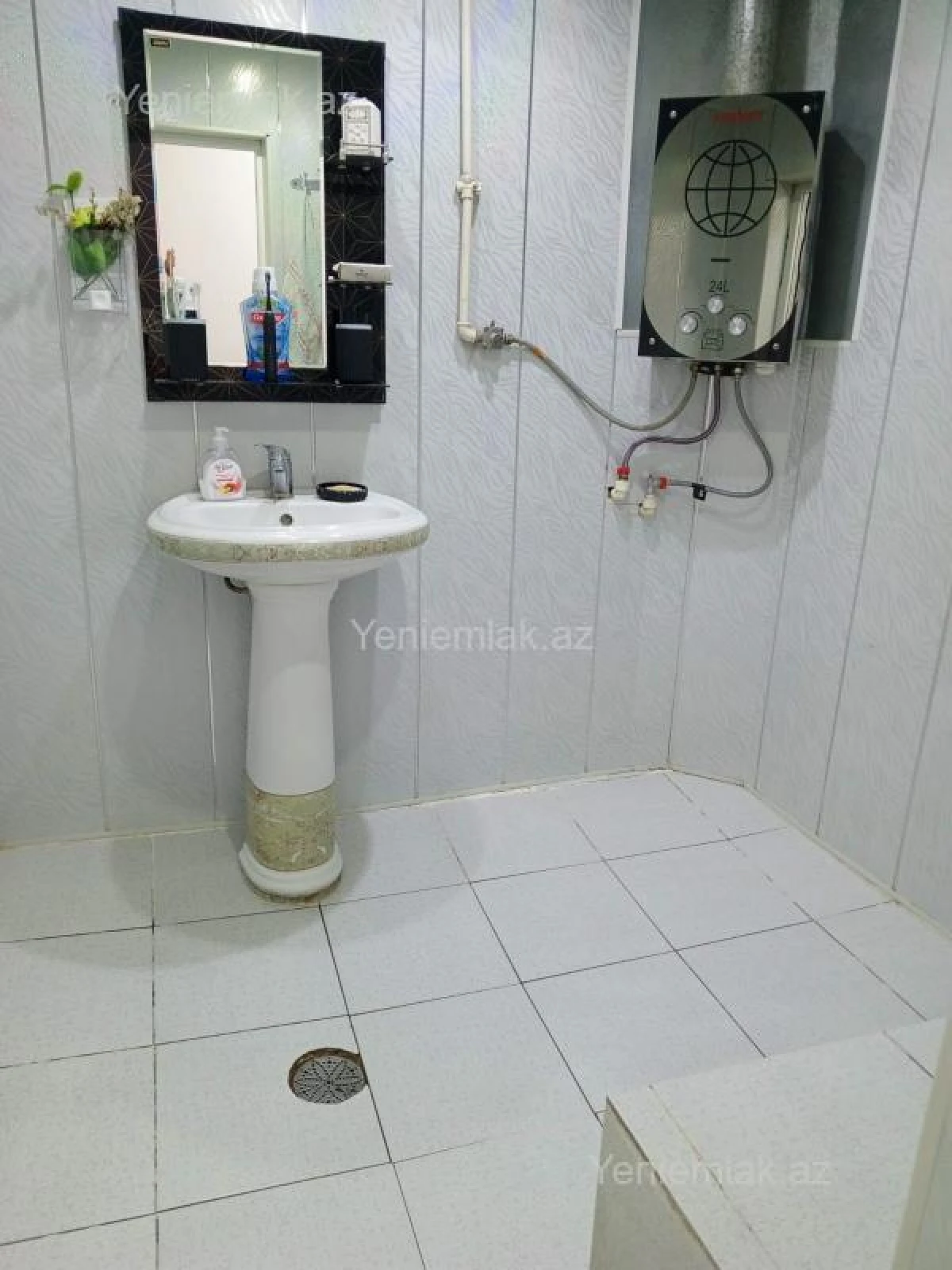 Satılır 3 otaqlı yeni tikili 103 m²