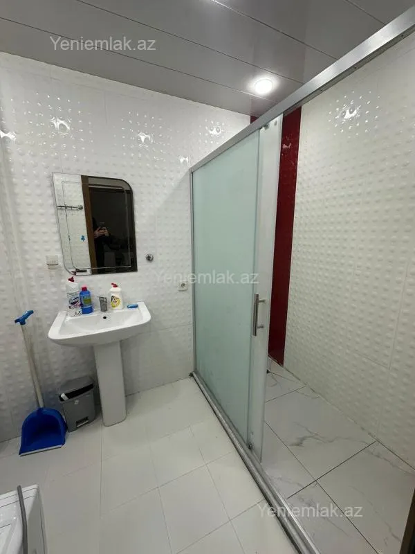 Satılır 2 otaqlı yeni tikili 60 m²