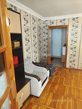 Satılır 2 otaqlı köhnə tikili 45 m²